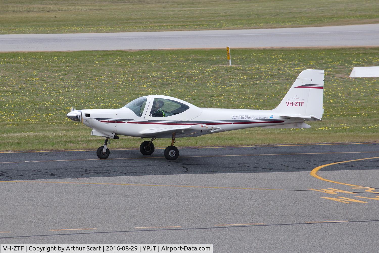 VH-ZTF, 1995 Grob G-115C2 C/N 82049/C2, Jandkot WA