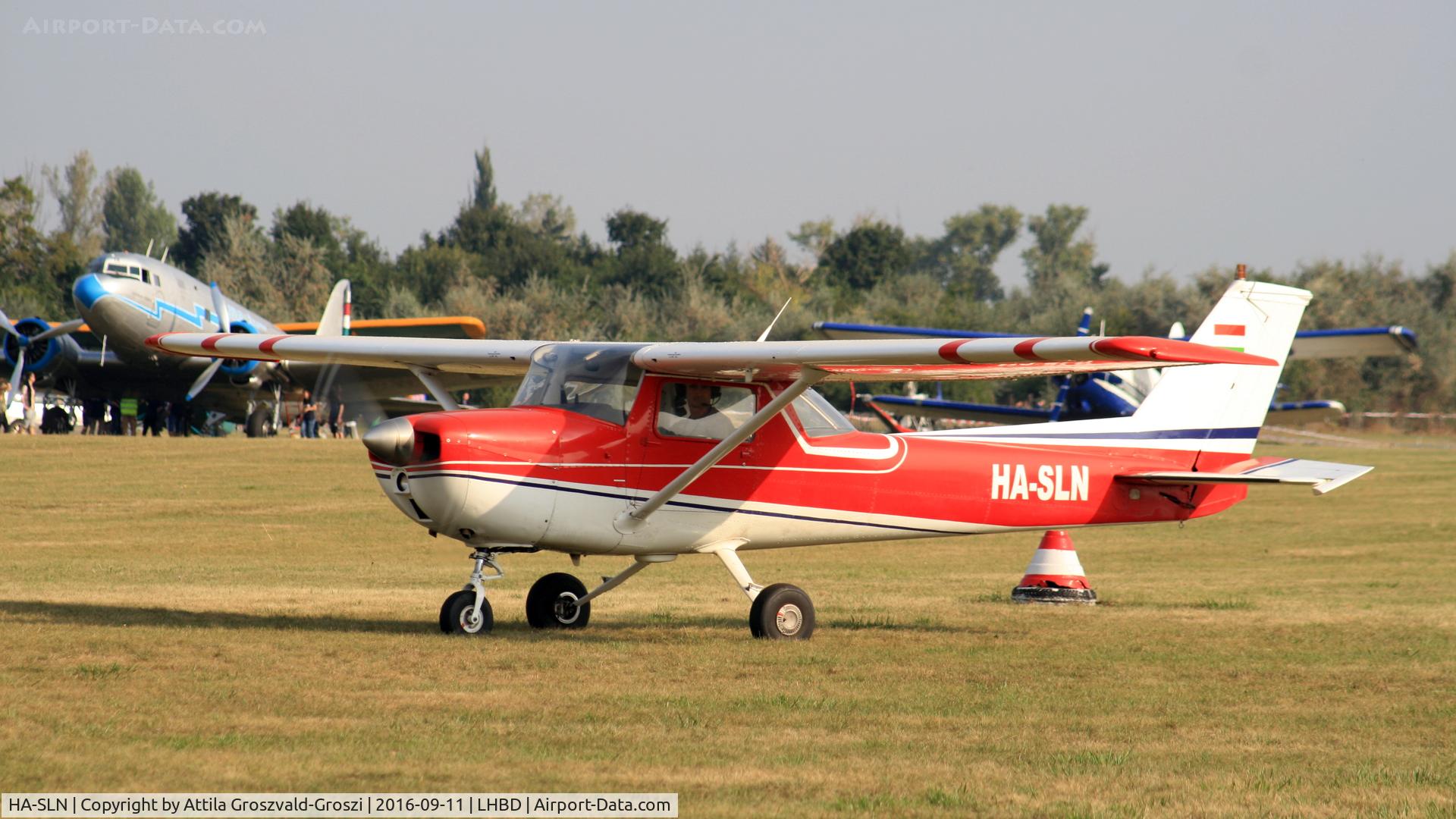 HA-SLN, 1971 Reims F150L C/N 0661, Börgönd Airport, Hungary