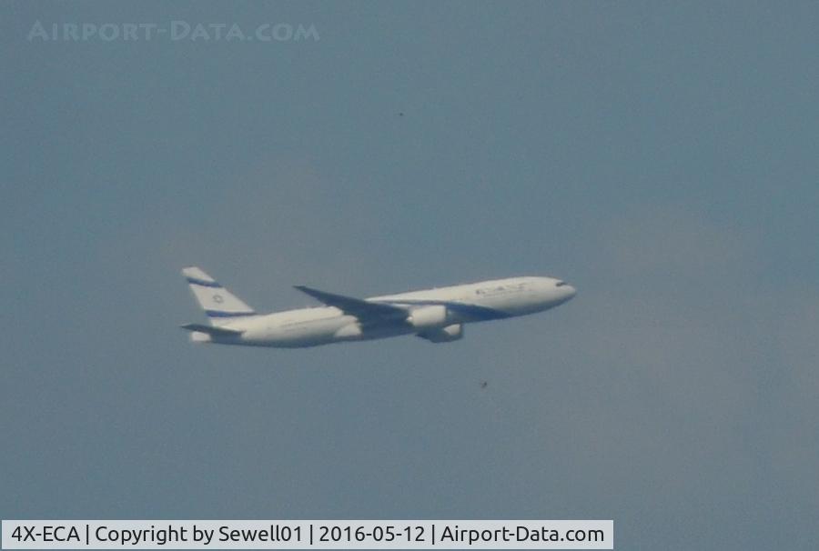 4X-ECA, 2001 Boeing 777-258/ER C/N 30831, Overhead