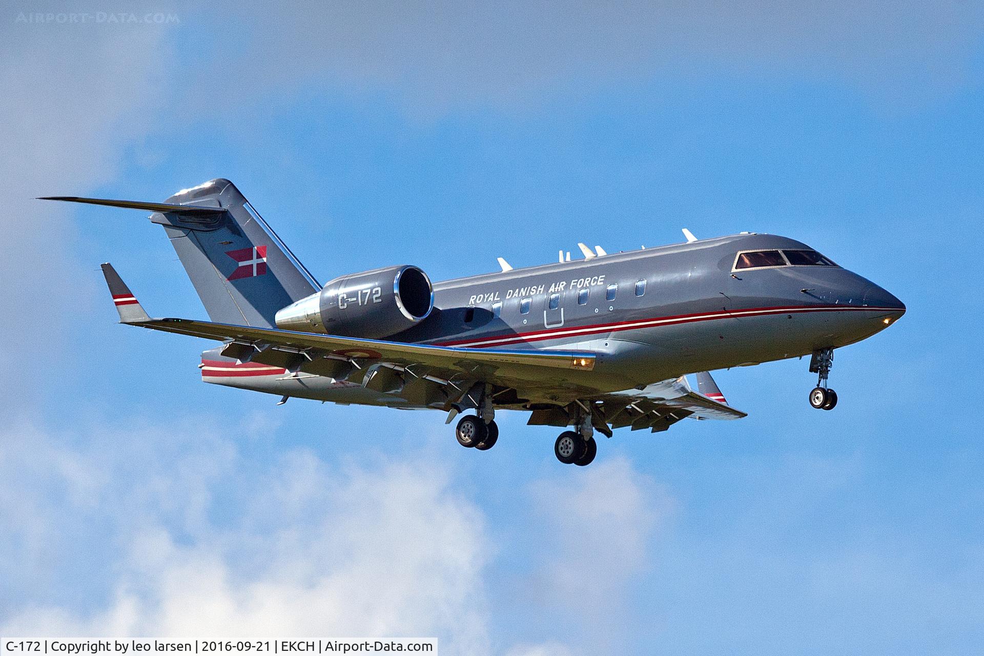 C-172, 2000 Bombardier Challenger 604 (CL-600-2B16) C/N 5472, Copenhagen 21.9.16