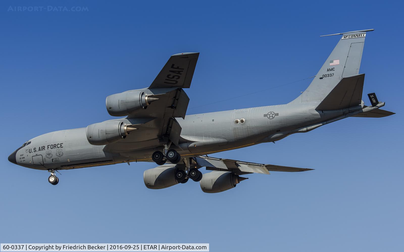 60-0337, 1960 Boeing KC-135T Stratotanker C/N 18112, on final RW27