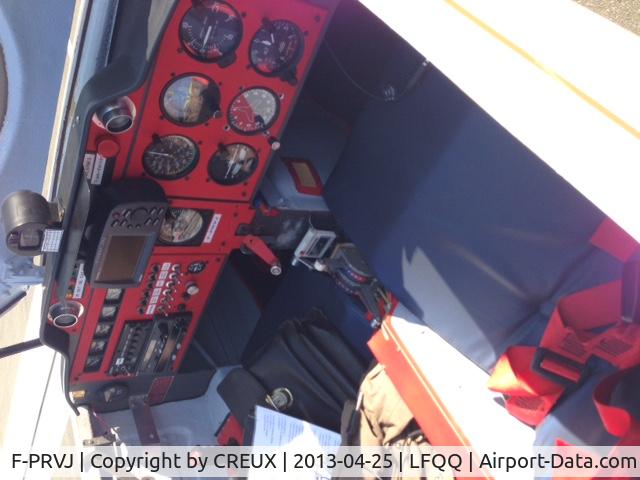 F-PRVJ, Co-Z Cozy C/N 384, Cozy VJ interior