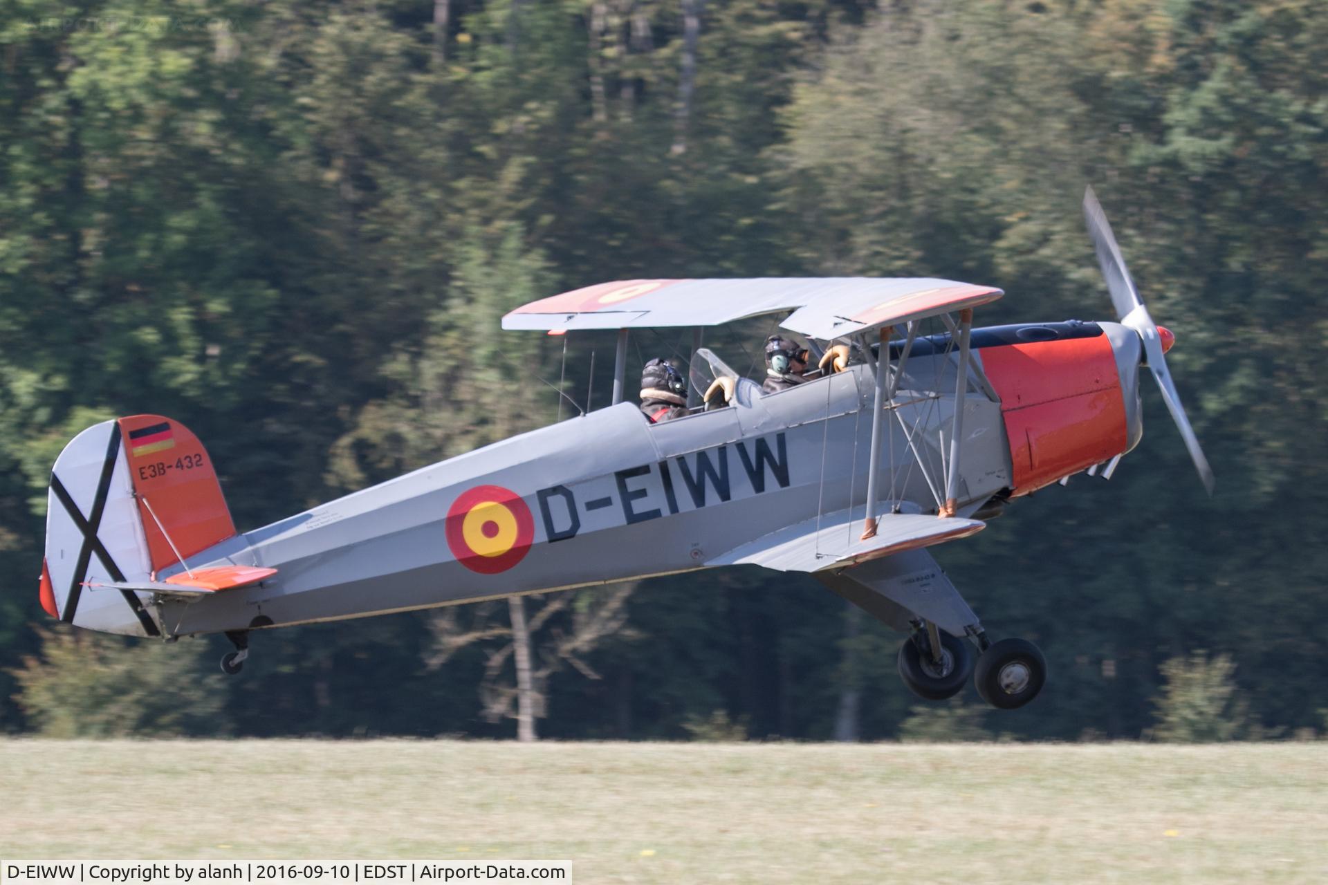 D-EIWW, 1954 CASA 1.131E Jungmann C/N 2028, Arriving at the 2016 Hahnweide Oldtimer Fliegertreffen