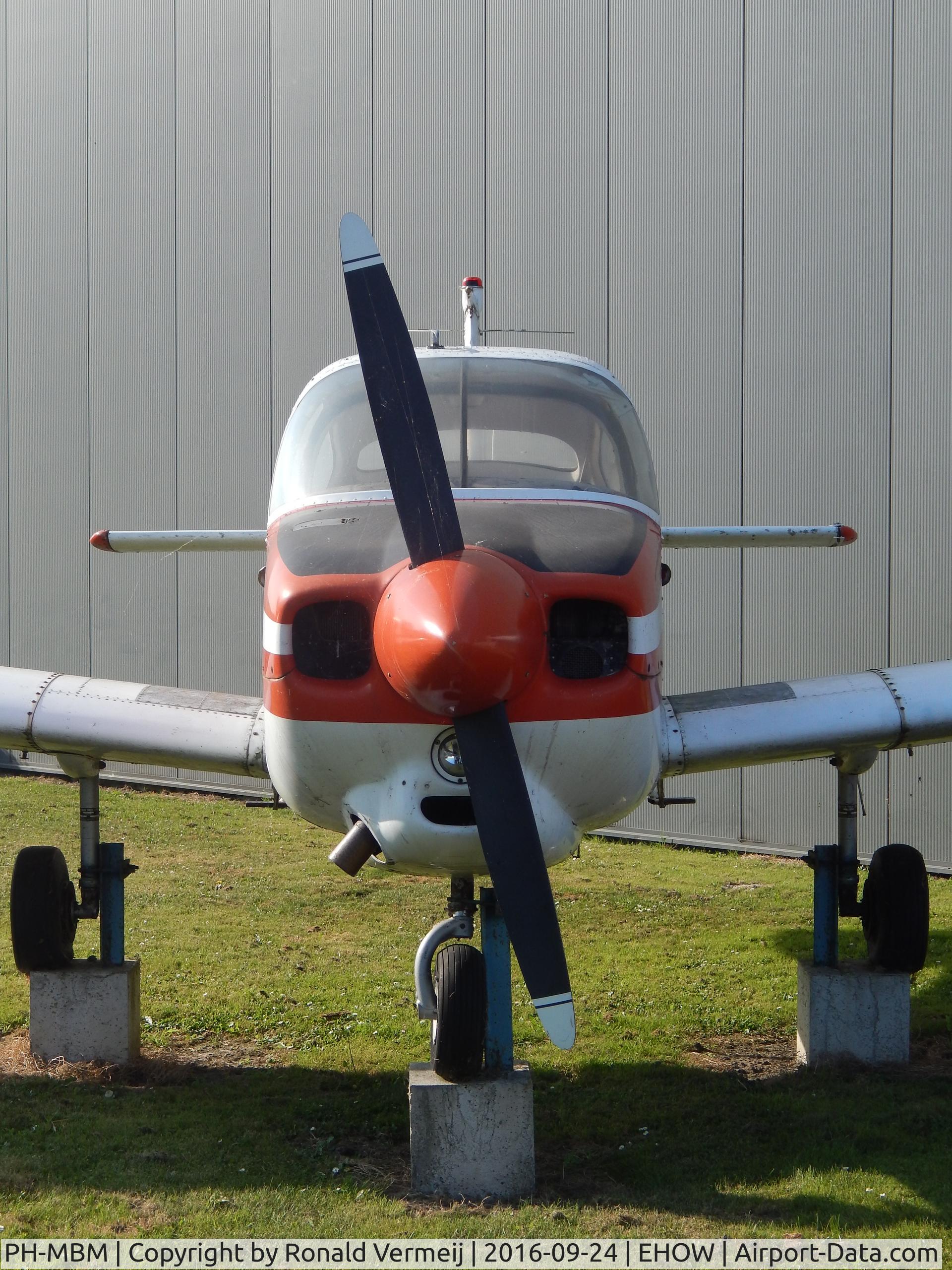 PH-MBM, Fuji FA-200-160 Aero Subaru C/N 260, PH-MBM on static display at the entrance of OostWold Airport (EHOW)