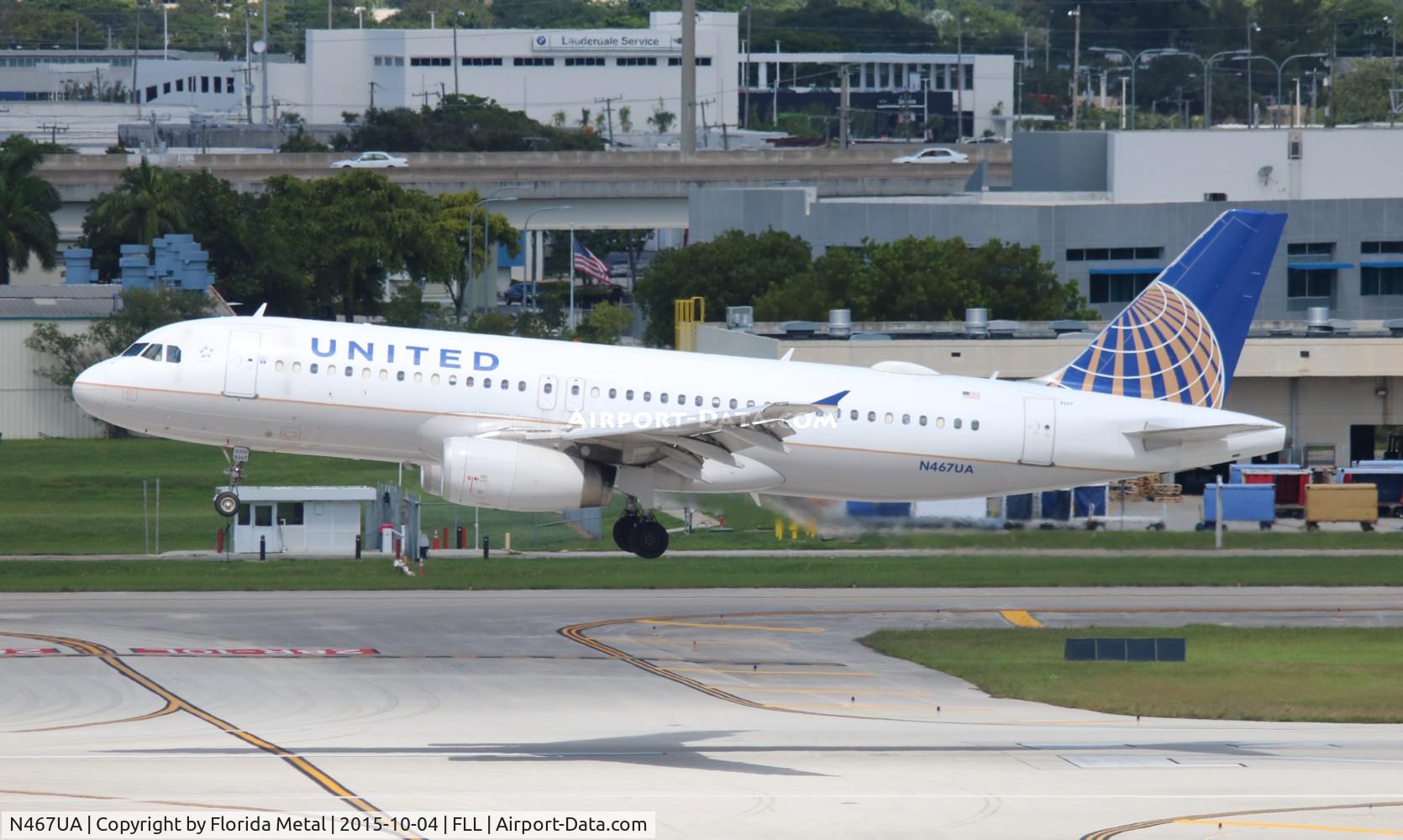 N467UA, 2000 Airbus A320-232 C/N 1359, United