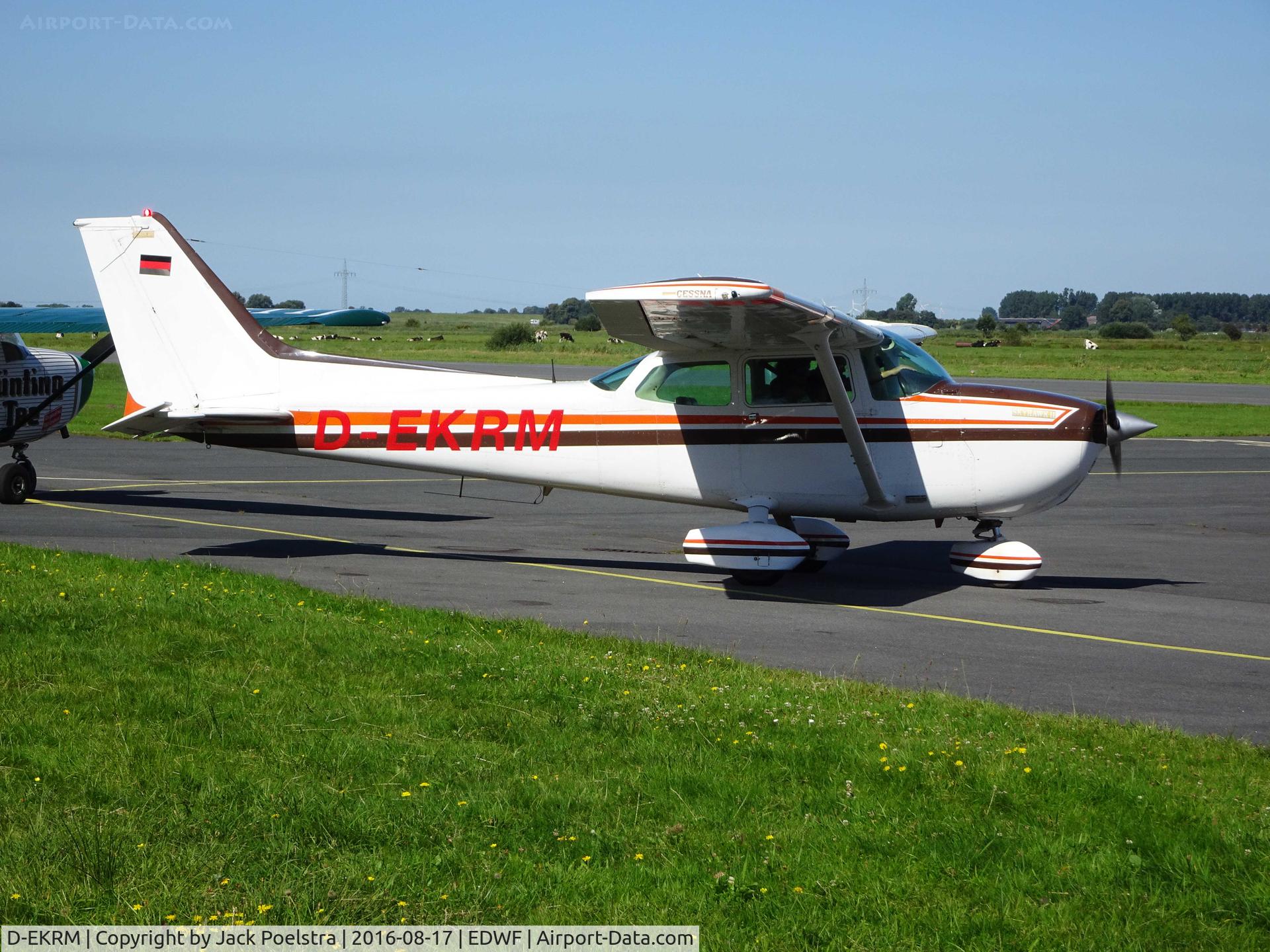 D-EKRM, Cessna 172P C/N 17274481, D-EKRM at Leer-Papenburg airport