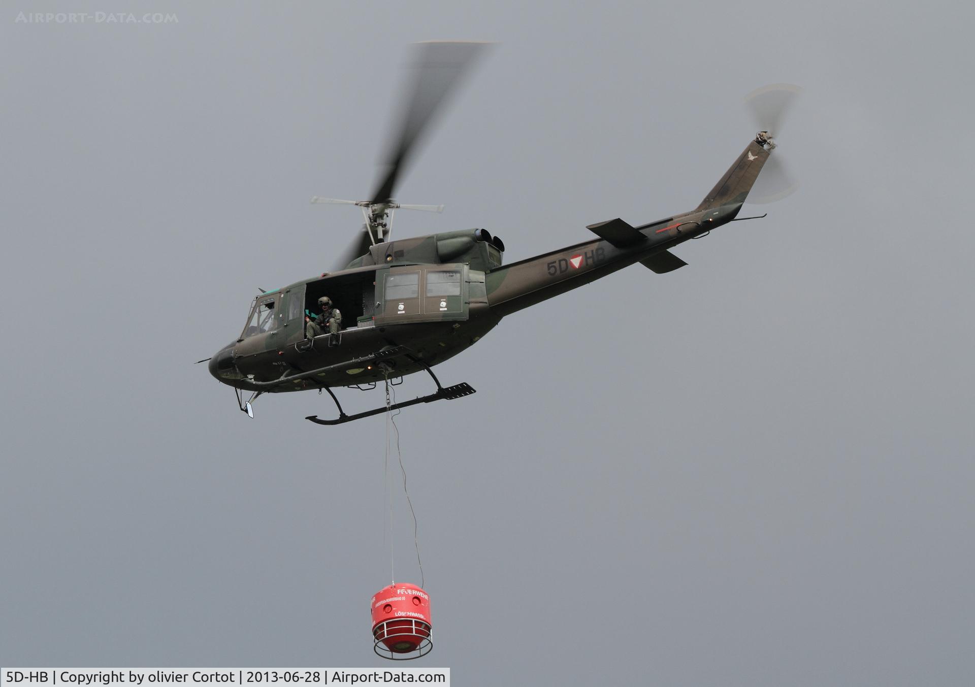5D-HB, Agusta AB-212 C/N 5598, This huey can also be used as a firefighter, zelwveg 2013.