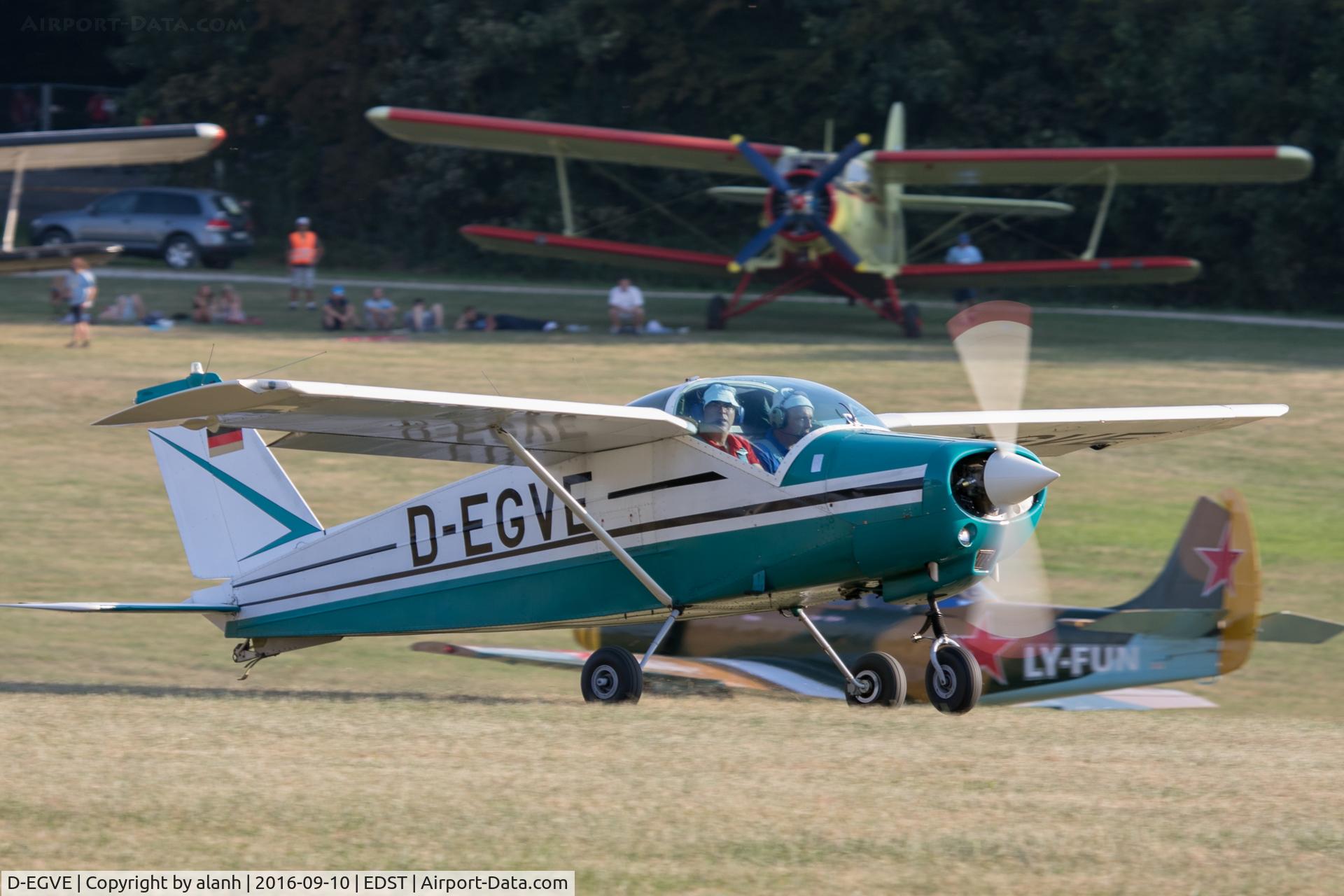 D-EGVE, 1967 Bolkow Bo-208C Junior C/N 661, Touchdown at the 2016 Hahnweide Oldtimer Fliegertreffen