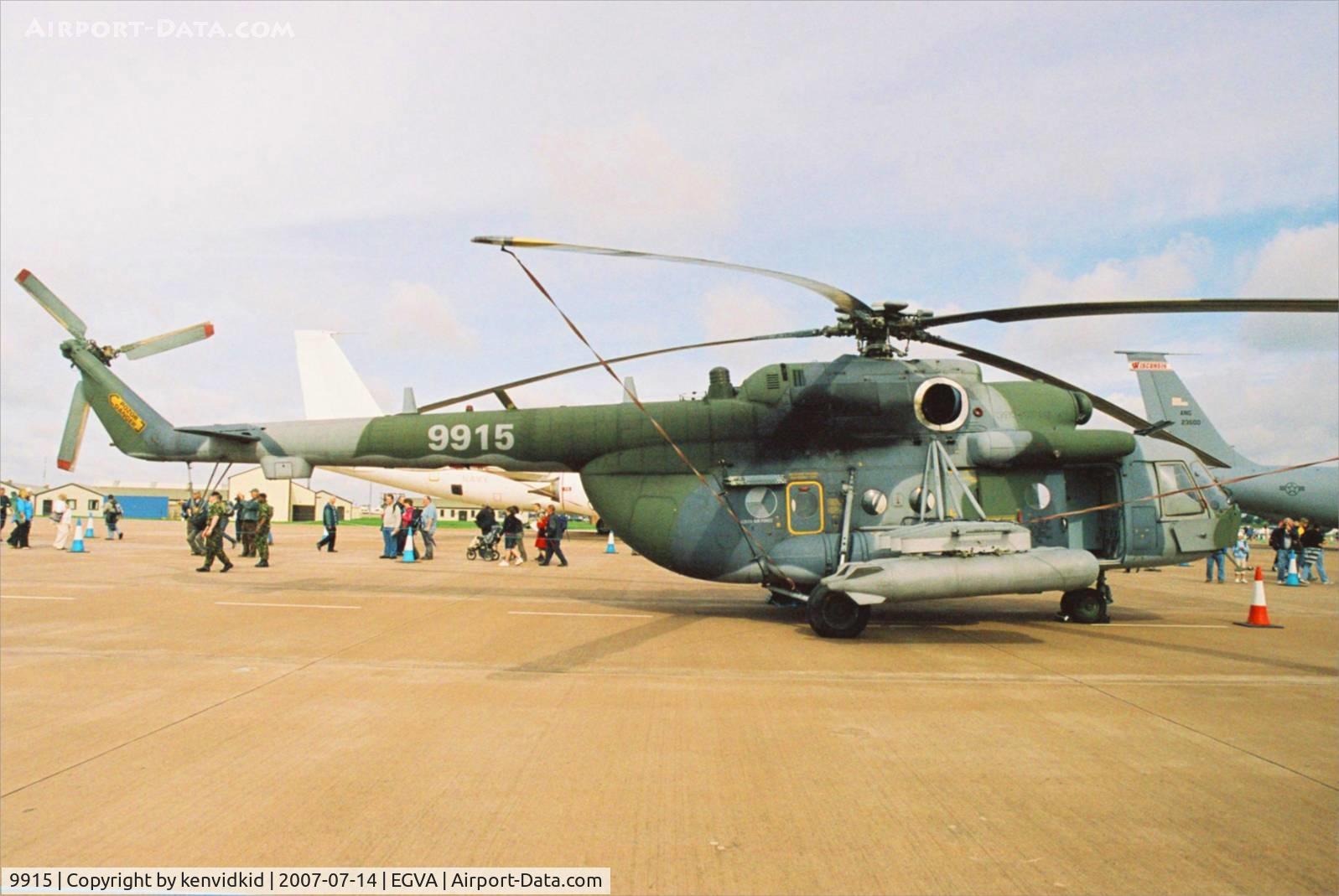9915, Mil Mi-171Sh Hip C/N 59489619915, On static display at 2007 RIAT.