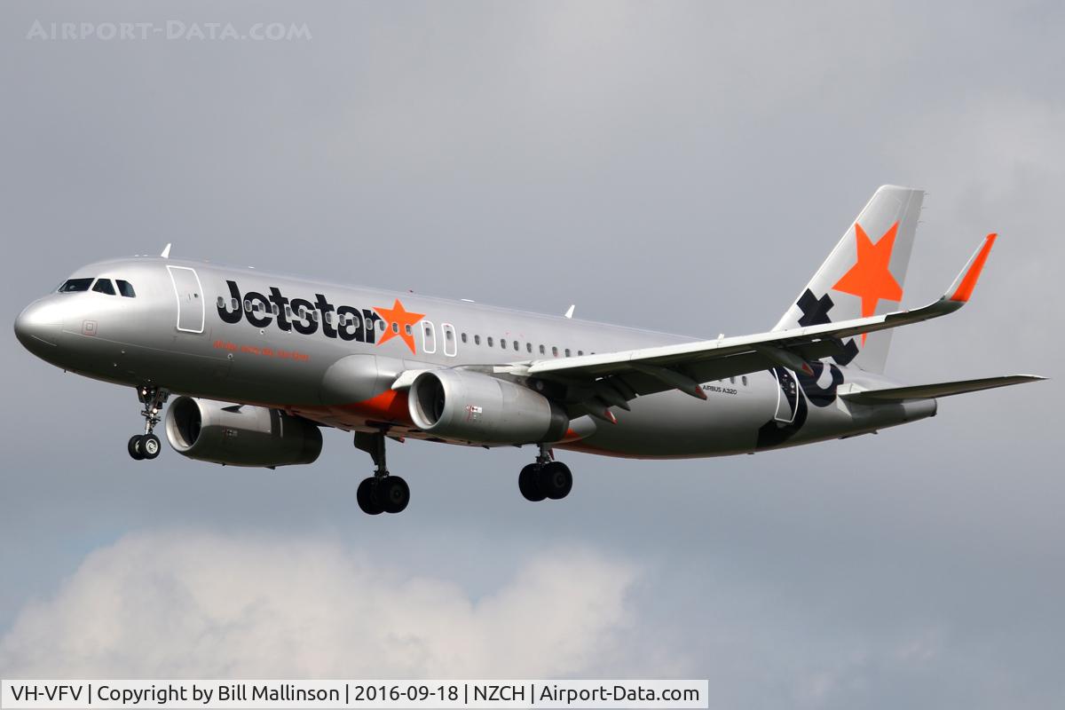 VH-VFV, 2013 Airbus A320-232 C/N 5858, JQ233 from AKL