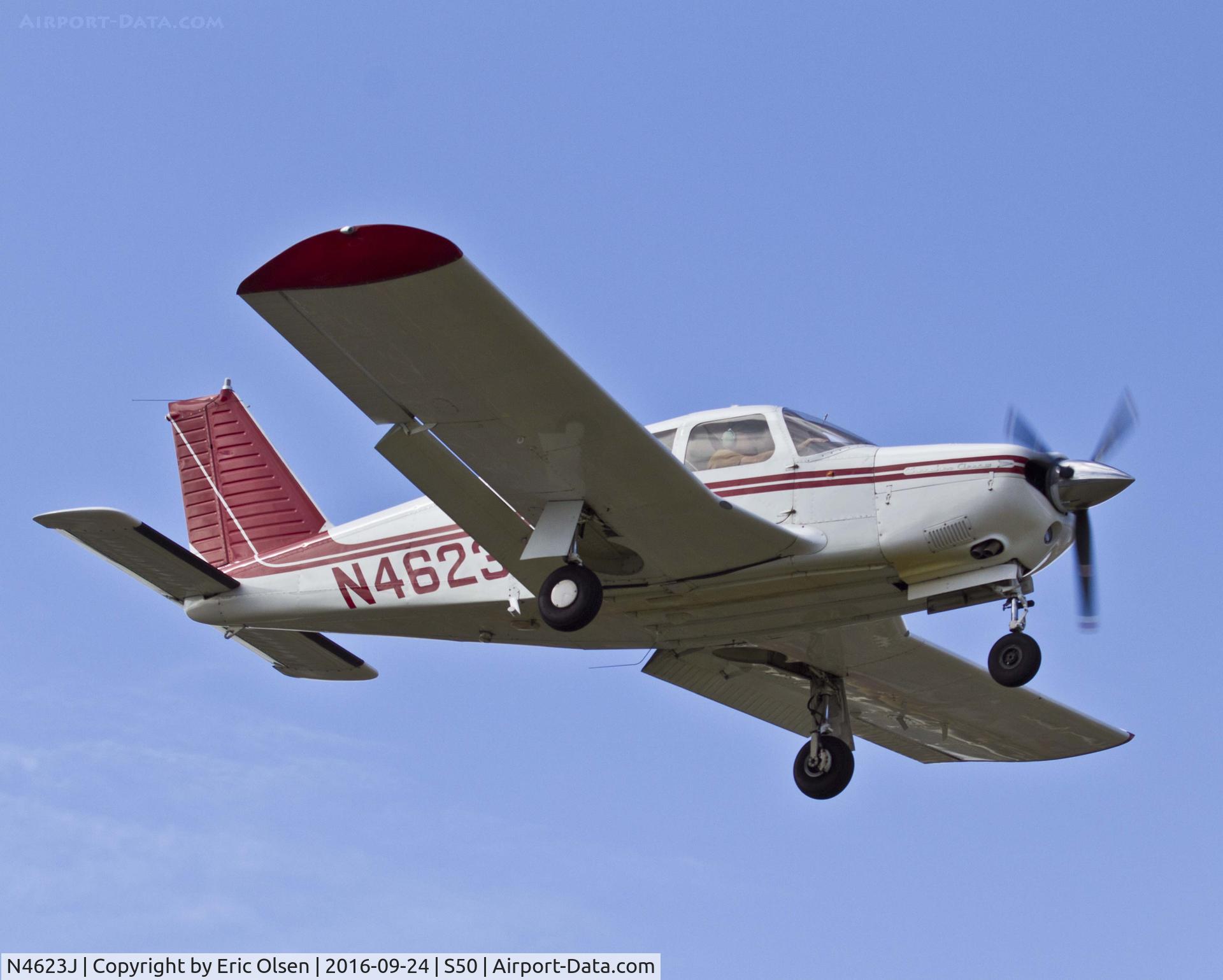 N4623J, 1968 Piper PA-28R-180 Cherokee Arrow C/N 28R-30509, Piper on final for S50.