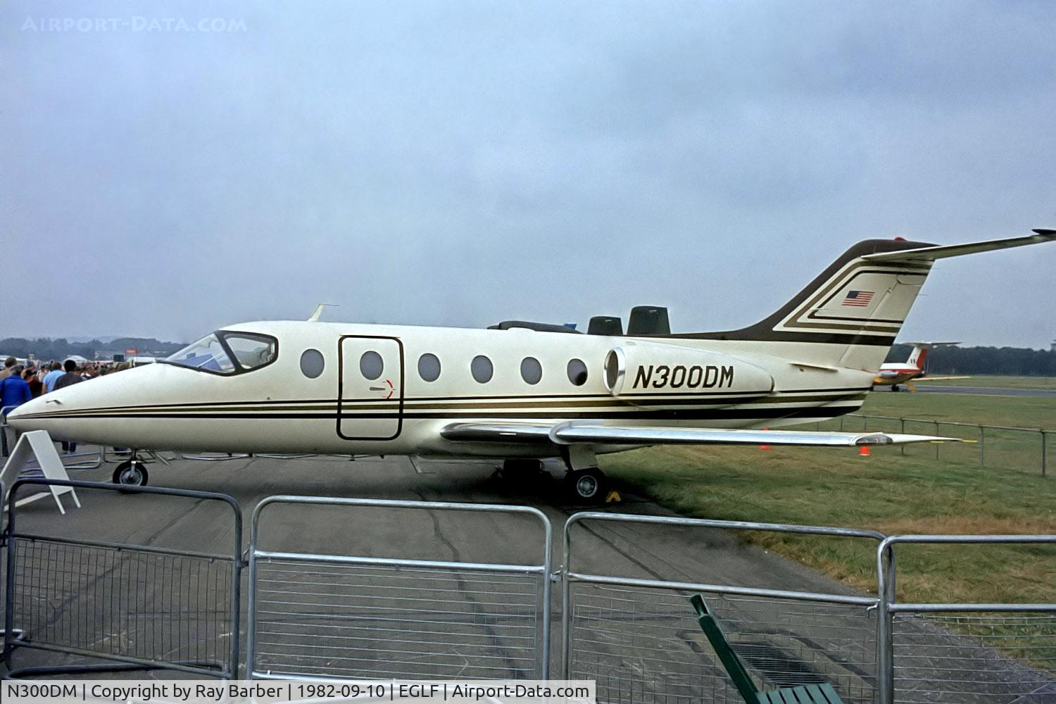 N300DM, 1980 Mitsubishi MU-300 Diamond 1A C/N A003SA, Mitsubishi Diamond 1A [A003SA] Farnborough~G 10/09/1982. From a slide.
