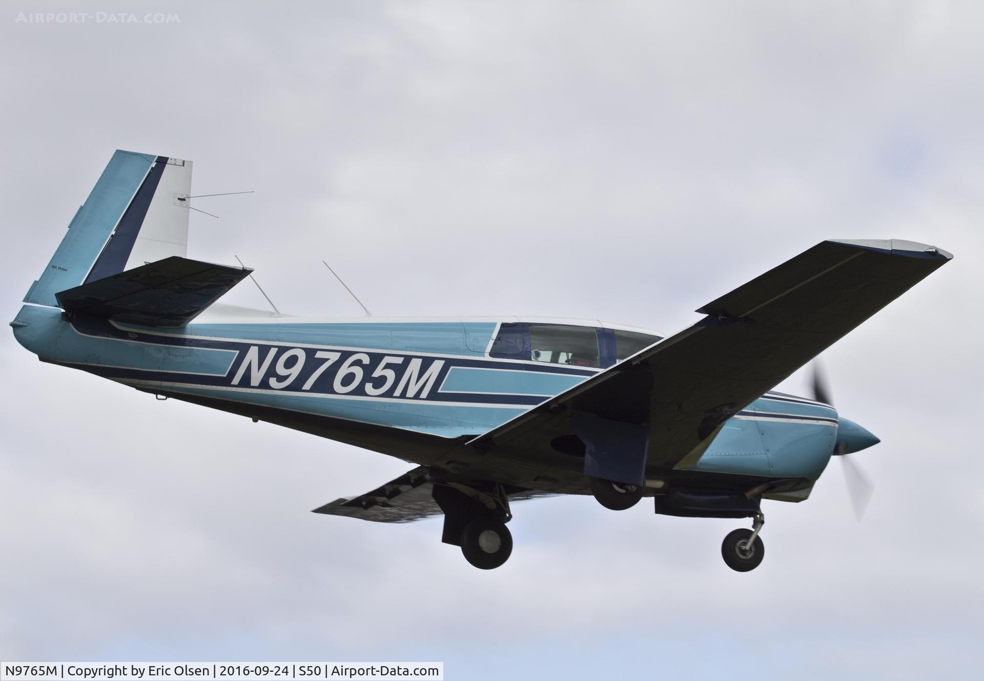 N9765M, 1967 Mooney M20C Ranger C/N 670059, Mooney M20C on final at S50