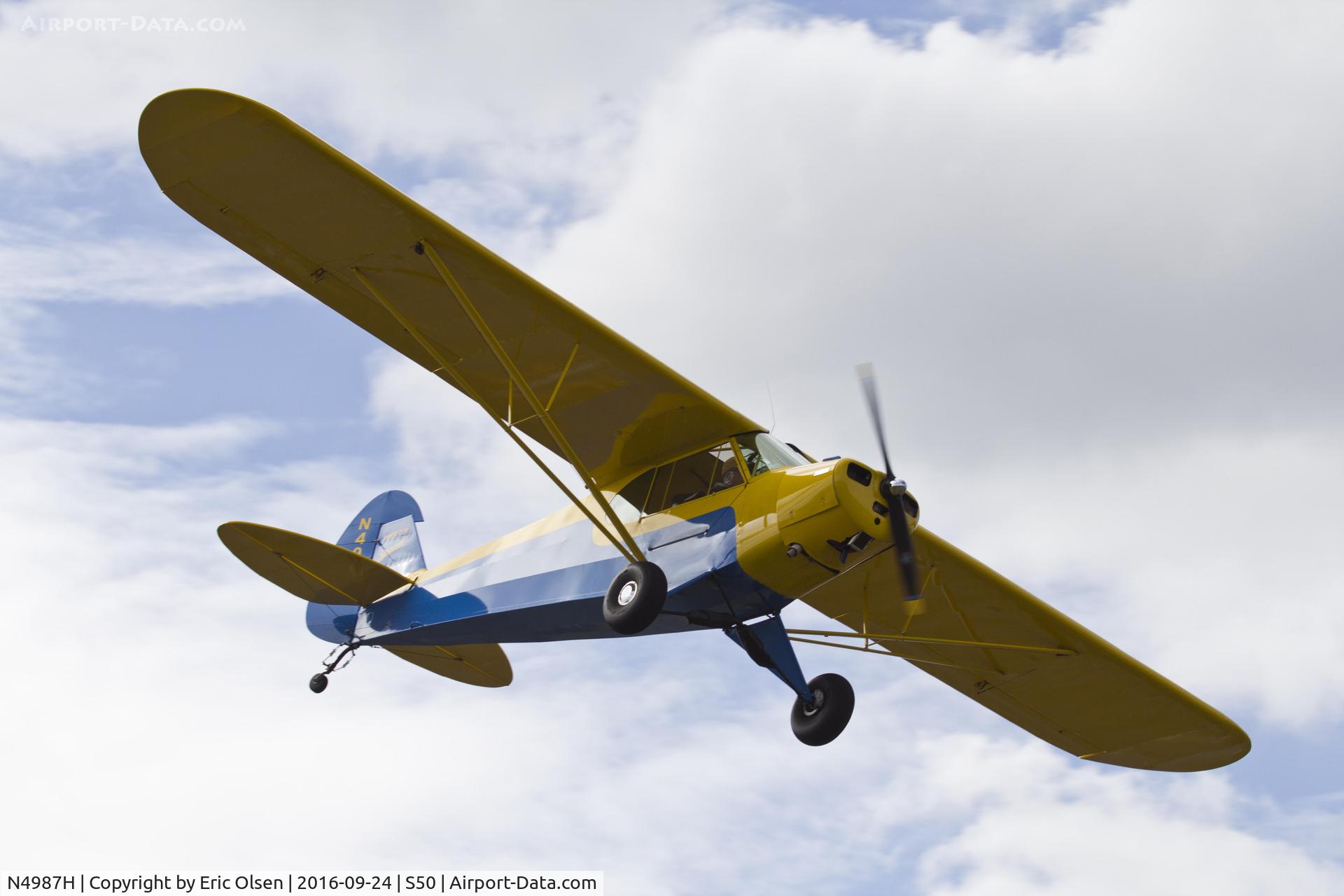 N4987H, 1948 Piper PA-11S Cub Special C/N 11-870, Piper PA-11S on final for S50.