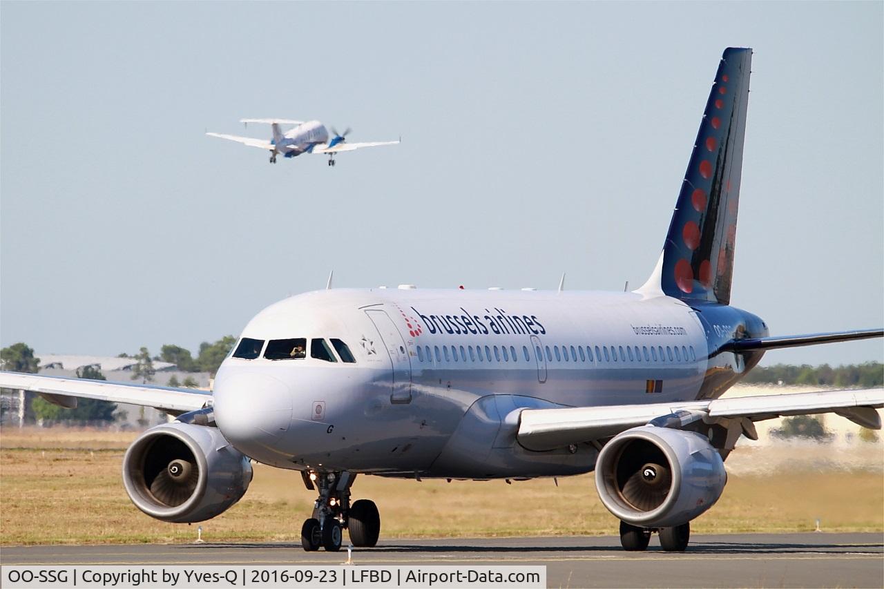 OO-SSG, 2000 Airbus A319-112 C/N 1160, Airbus A319-112, Taxiing to holding point Delta rwy 05, Bordeaux Mérignac airport (LFBD-BOD)