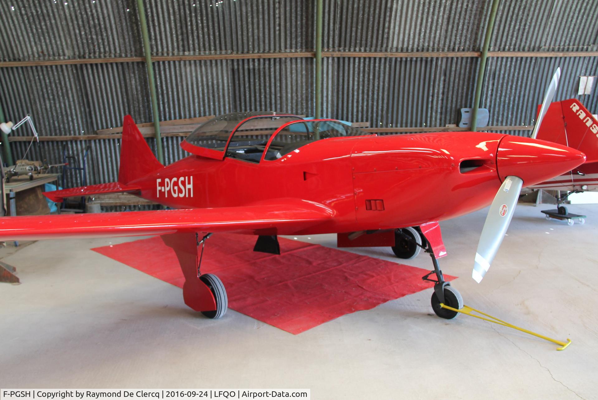F-PGSH, Osprey GP-4 C/N 71, At Lille-Marcq.