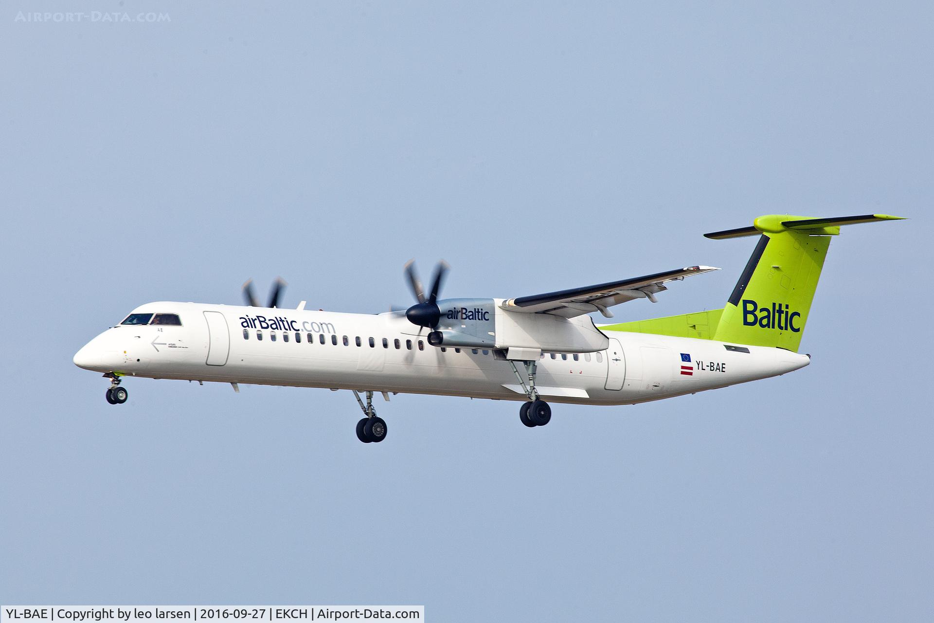 YL-BAE, 2009 Bombardier DHC-8-402 Dash 8 C/N 4289, Copenhagen 27.9.16