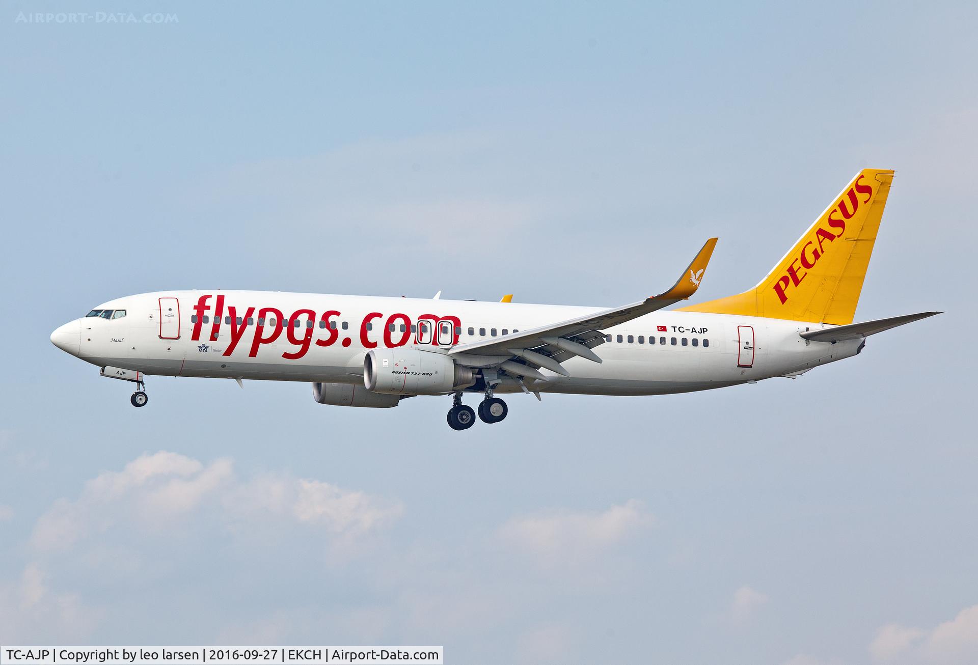 TC-AJP, 2011 Boeing 737-82R C/N 32735, Copenhagen 27.9.16
