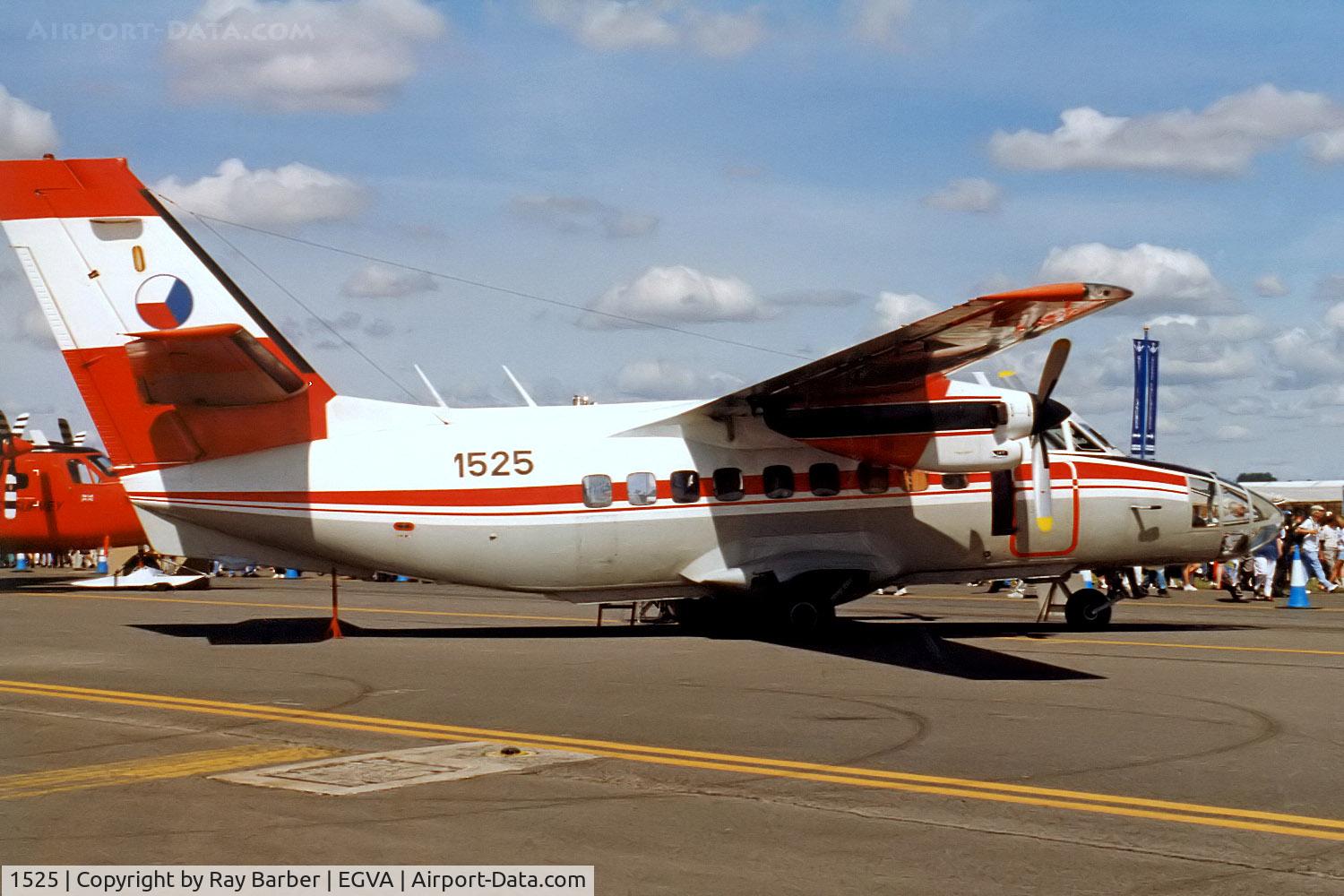 1525, 1985 Let L-410FG Turbolet C/N 851525, Let L-410FG Turbolet [851525] (Czech Air Force) RAF Fairford~G 25/07/1998