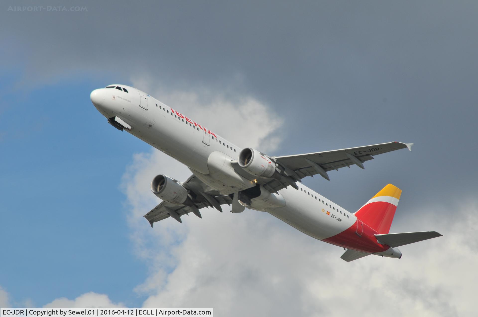 EC-JDR, 2005 Airbus A321-211 C/N 2488, Departing LHR