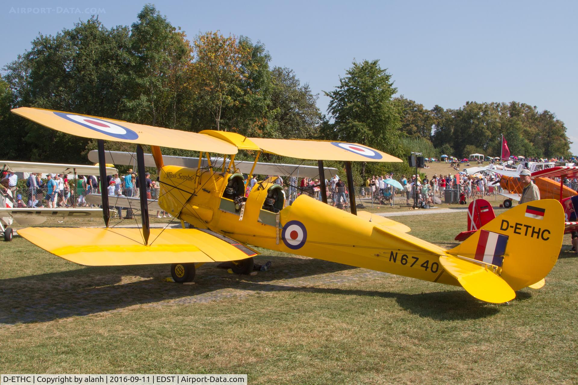 D-ETHC, 1939 De Havilland DH-82A Tiger Moth II C/N 82018, On the flightline at the 2016 Hahnweide Oldtimer Fliegertreffen