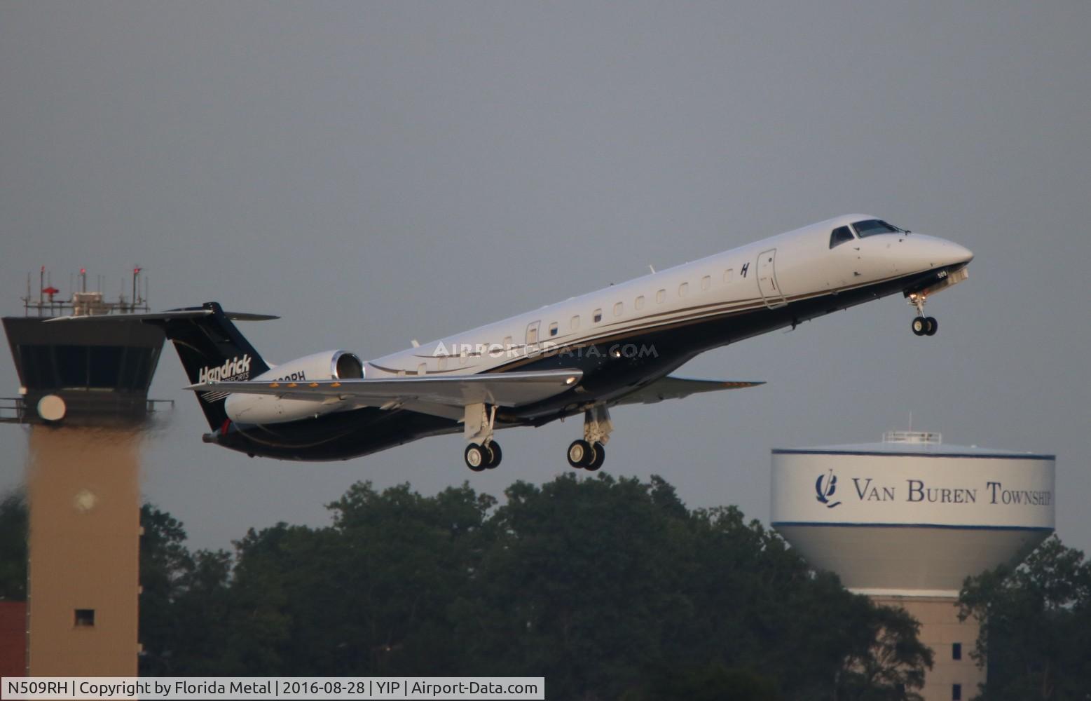 N509RH, 2001 Embraer EMB-145LR C/N 145517, NASCAR Hendrick Motorsports Racing Team departing Willow Run after Pure Michigan 400 race