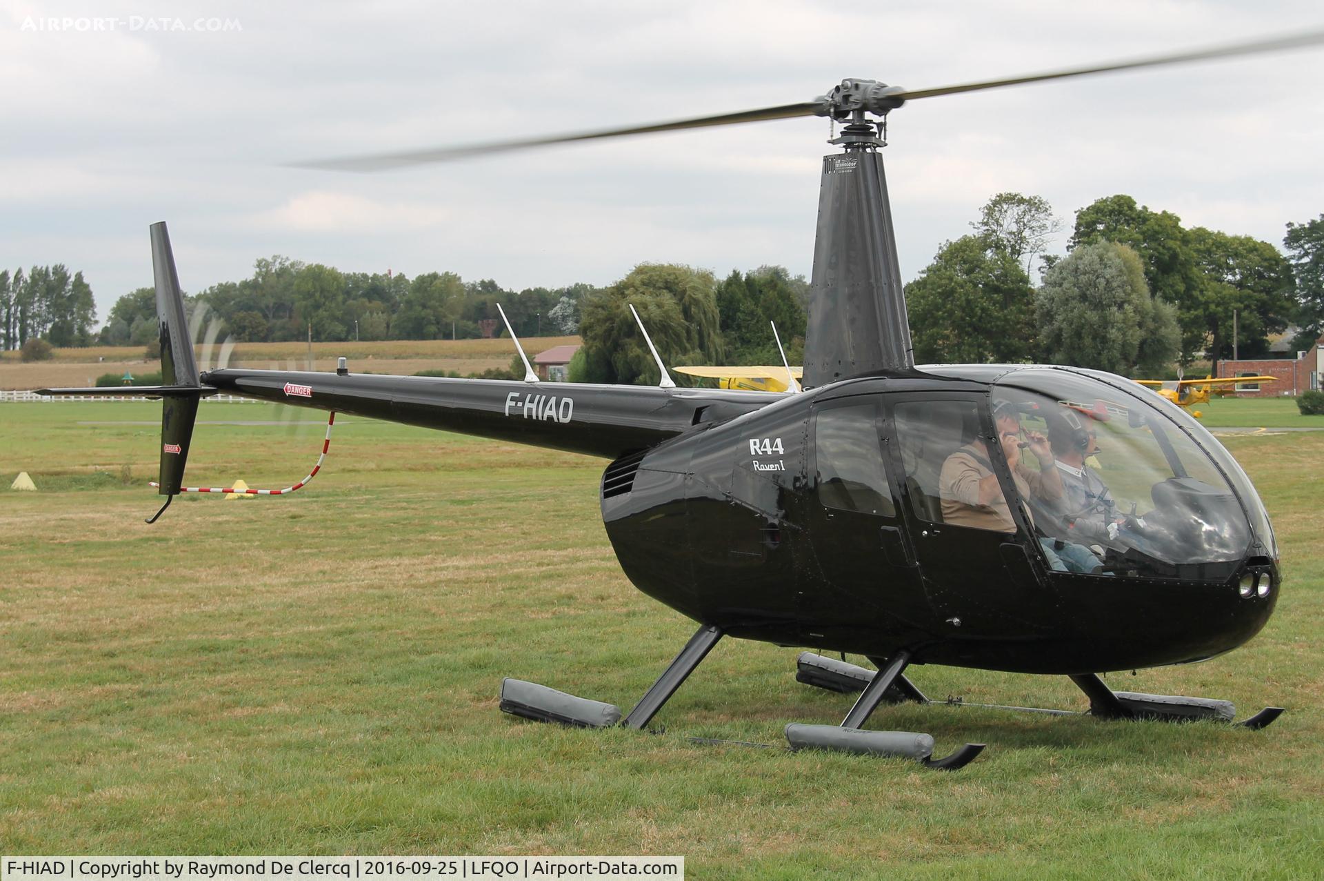 F-HIAD, 2012 Robinson R44 Raven I C/N 2203, Ready for take off.
