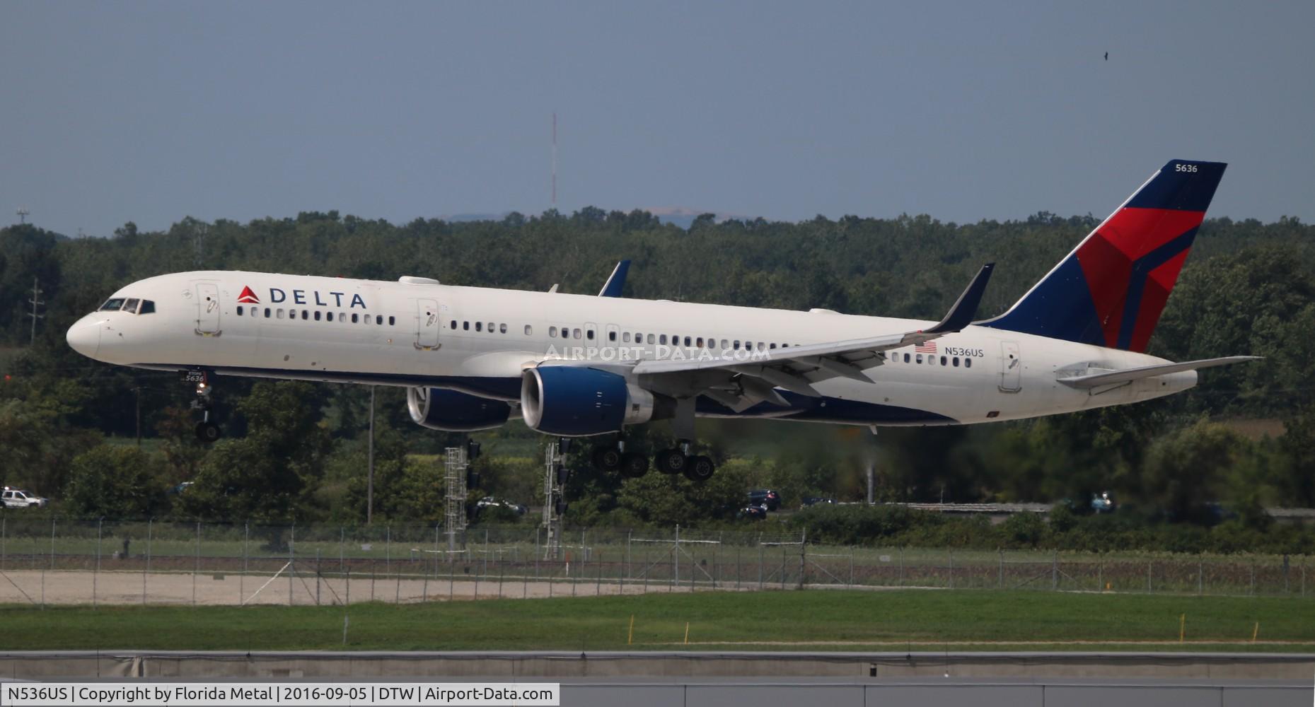 N536US, 1995 Boeing 757-251 C/N 26483, Delta
