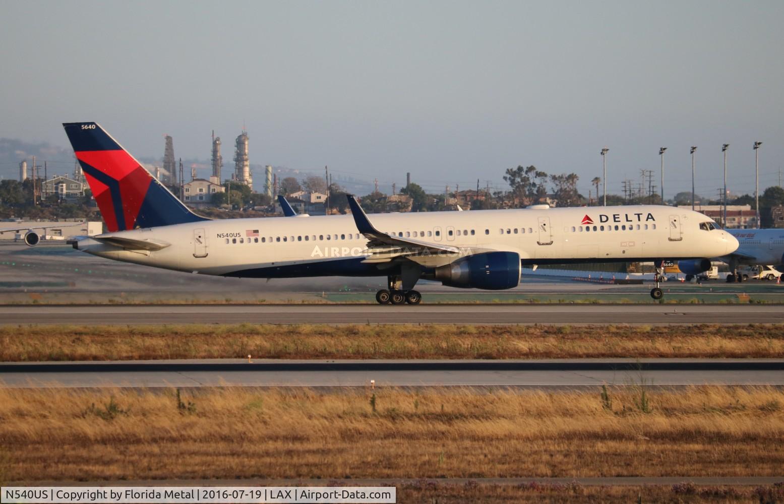 N540US, 1996 Boeing 757-251 C/N 26487, Delta