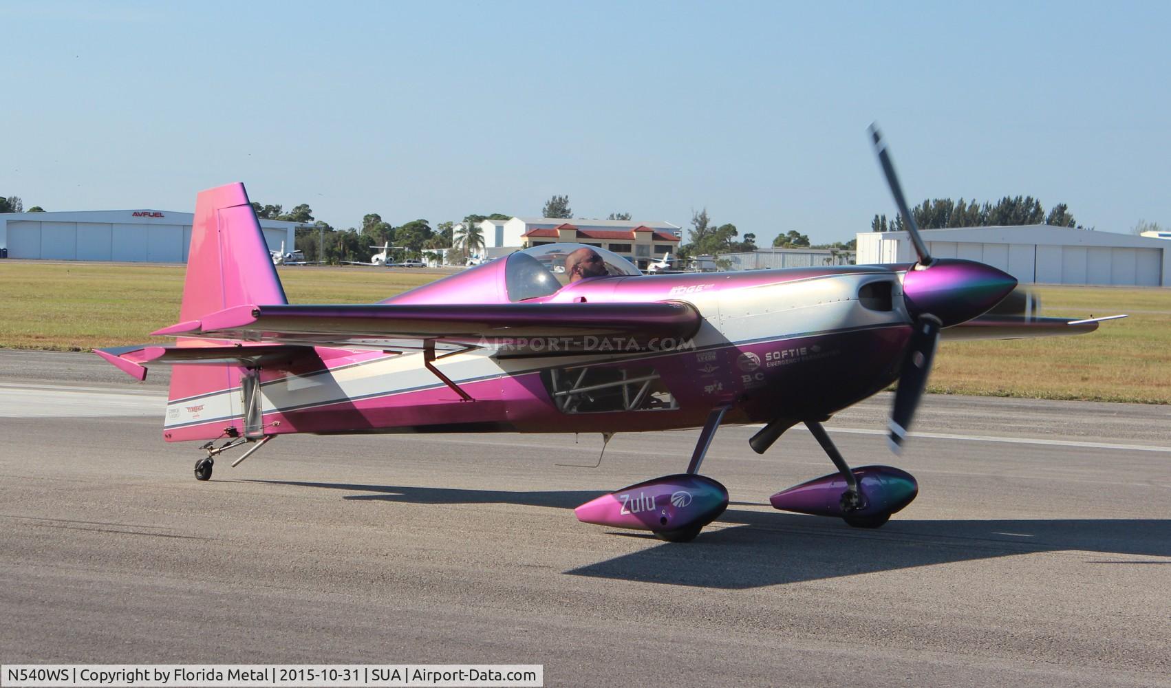 N540WS, 2002 Zivko Edge 540 C/N 0032, Zivko Edge 540