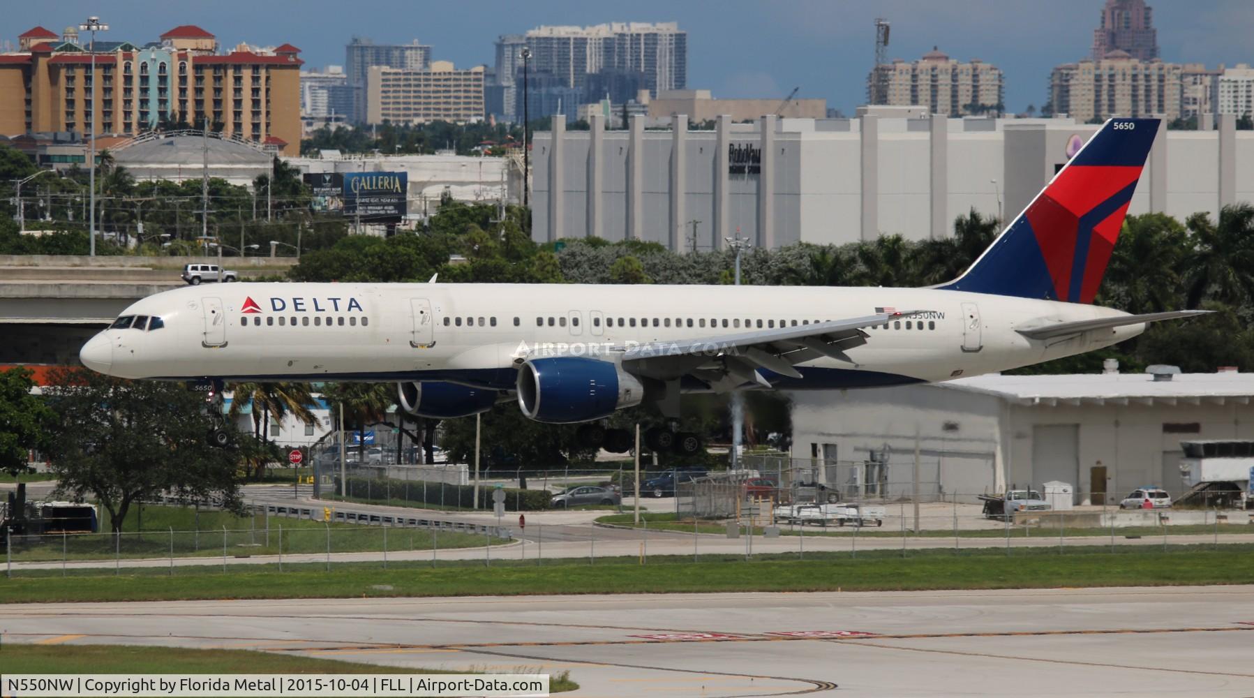 N550NW, 2001 Boeing 757-251 C/N 26497, Delta