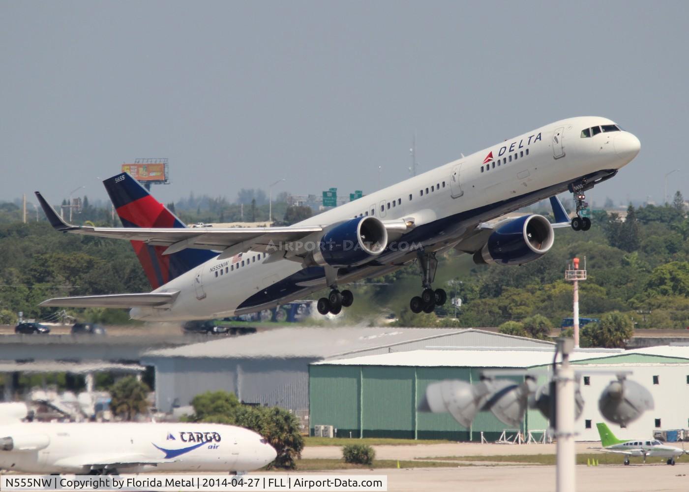 N555NW, 2002 Boeing 757-251 C/N 33391, Delta