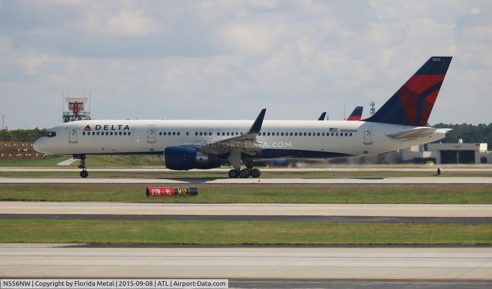 N556NW, 2002 Boeing 757-251 C/N 33392, Delta