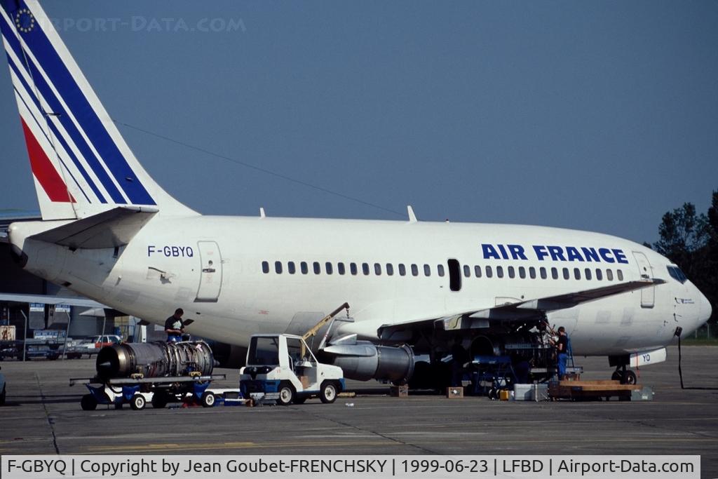 F-GBYQ, 1987 Boeing 737-228 C/N 23793, un peu de travail pour les mécanos AF