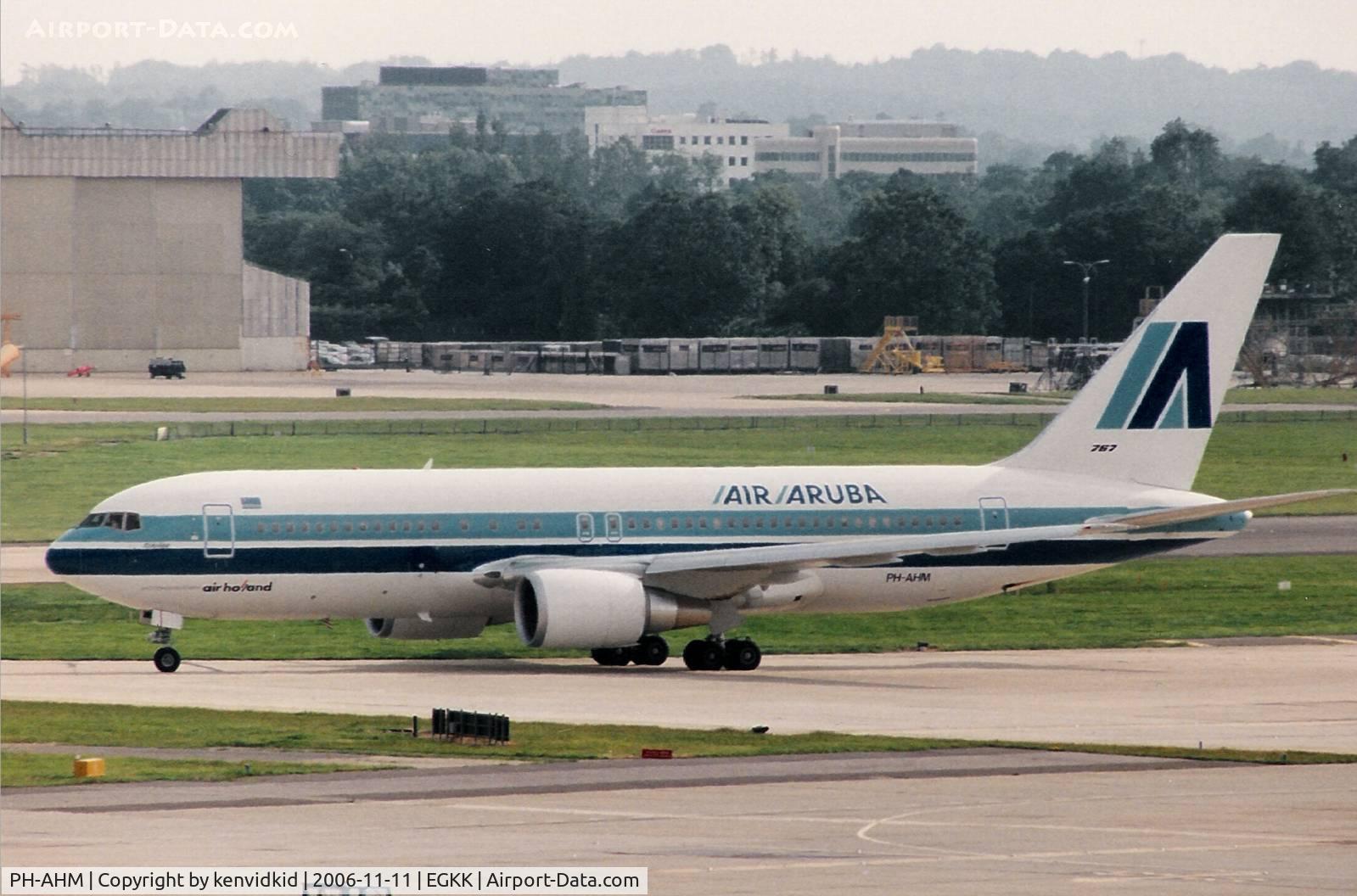 PH-AHM, 1991 Boeing 767-204 C/N 25058, Air Aruba with additional Air Holland titles.