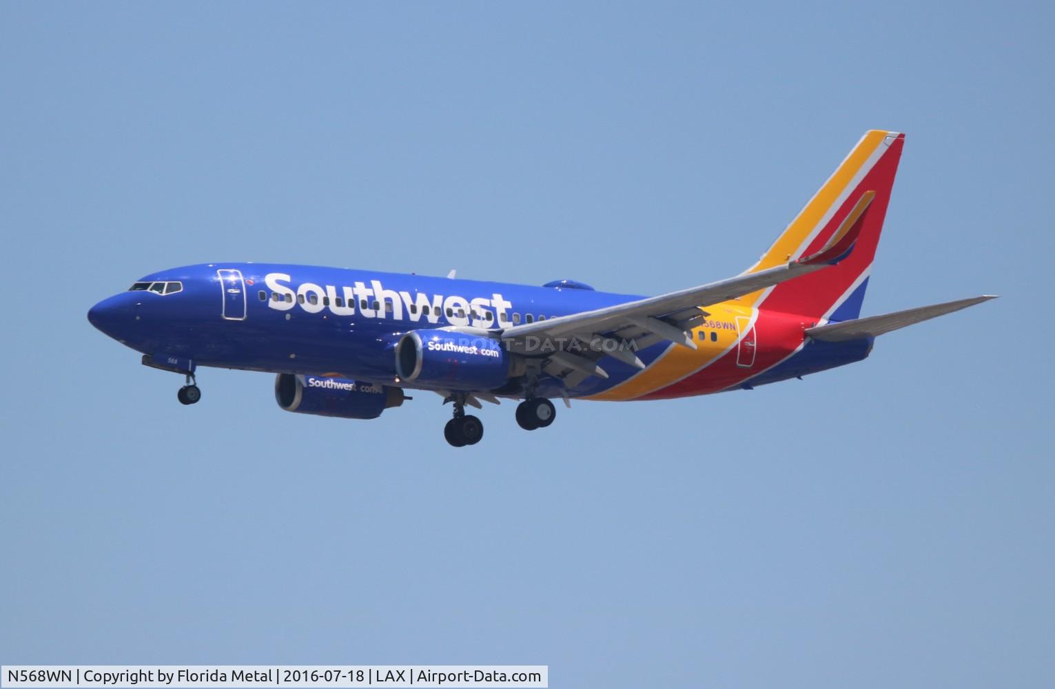 N568WN, 2001 Boeing 737-76N C/N 32583, Southwest