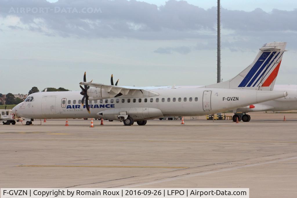 F-GVZN, 1998 ATR 72-212A C/N 563, Parked