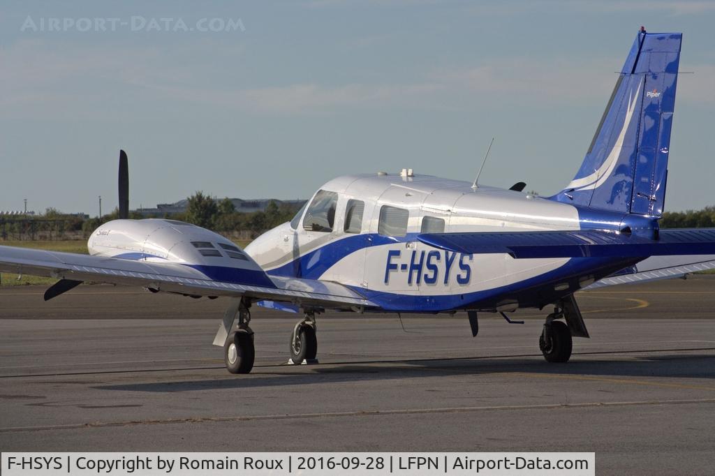 F-HSYS, 2012 Piper PA-34-220T Seneca V C/N 3449464, Parked