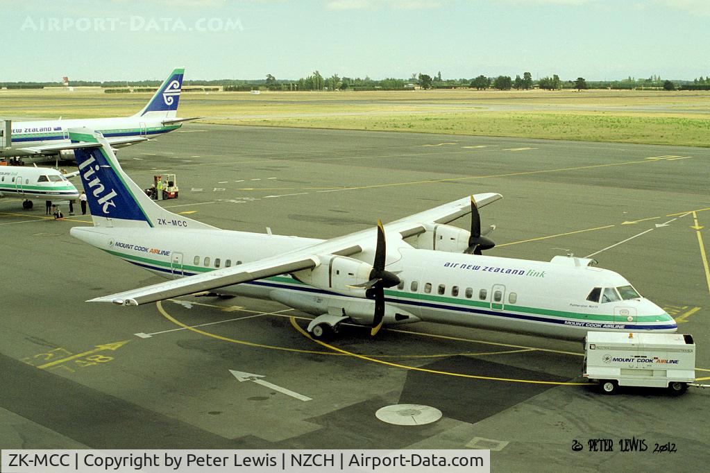 ZK-MCC, 1995 ATR 72-212 C/N 464, The Mount Cook Group Ltd., Christchurch   1997