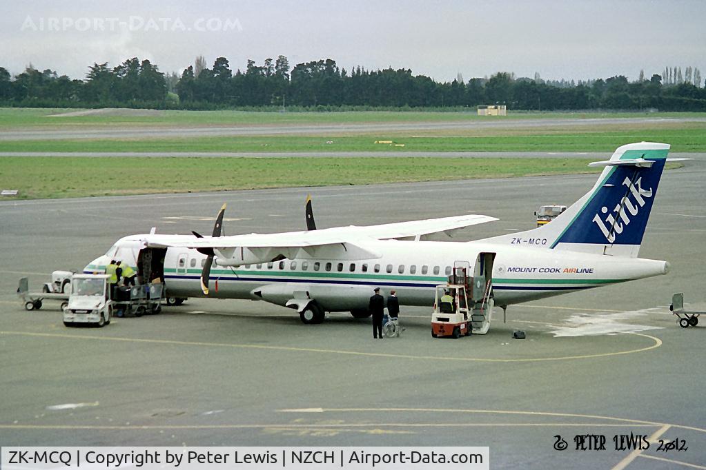 ZK-MCQ, 1995 ATR 72-212 C/N 453, The Mount Cook Group Ltd., Christchurch   1998