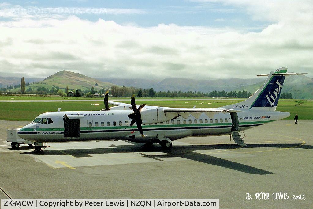 ZK-MCW, 1995 ATR 72-212 C/N 458, The Mount Cook Group Ltd., Christchurch  1998
