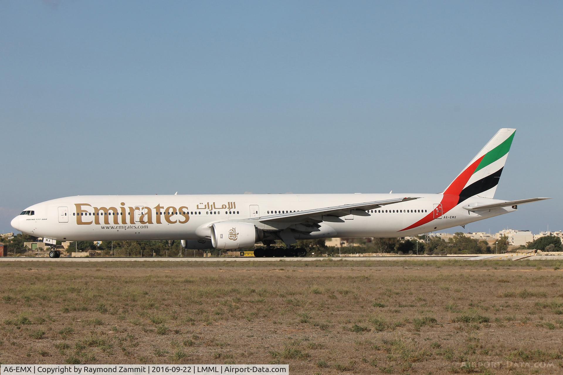 A6-EMX, 2003 Boeing 777-31H C/N 32702, B777 A6-EMX Emirates Airlines
