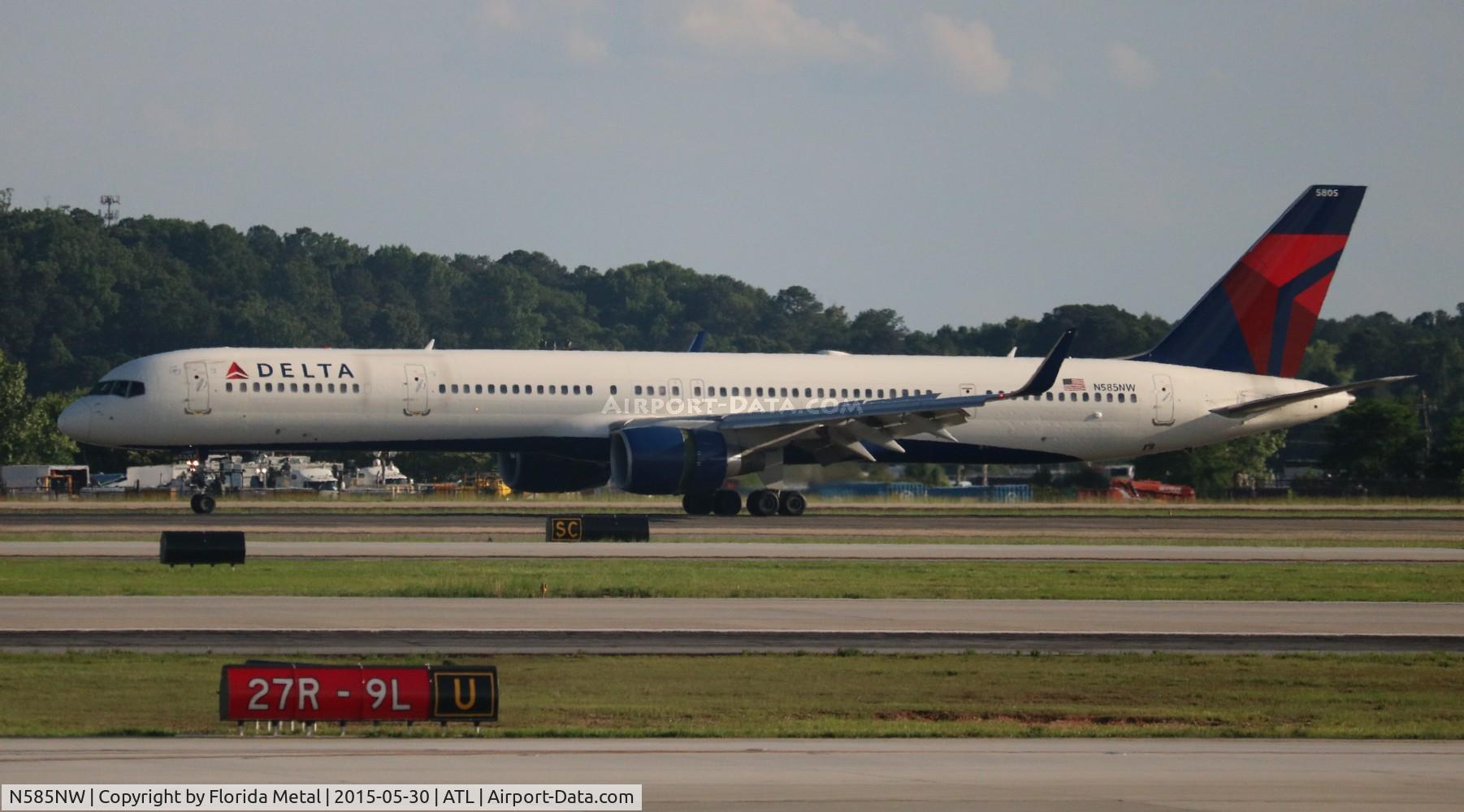 N585NW, 2002 Boeing 757-351 C/N 32985, Delta