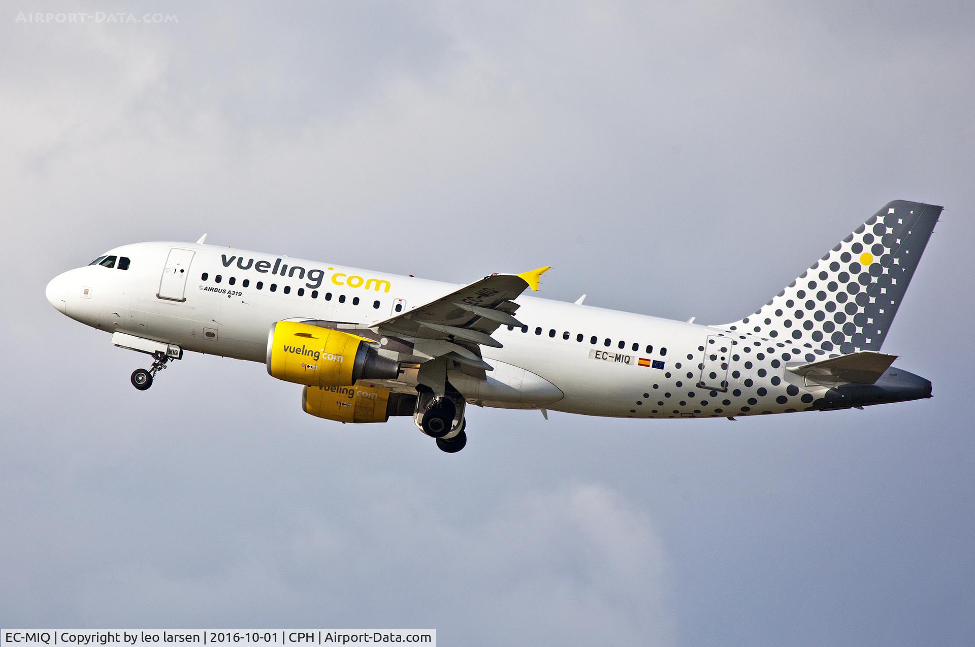 EC-MIQ, 2007 Airbus A319-111 C/N 3169, Copenhagen 1.10.16