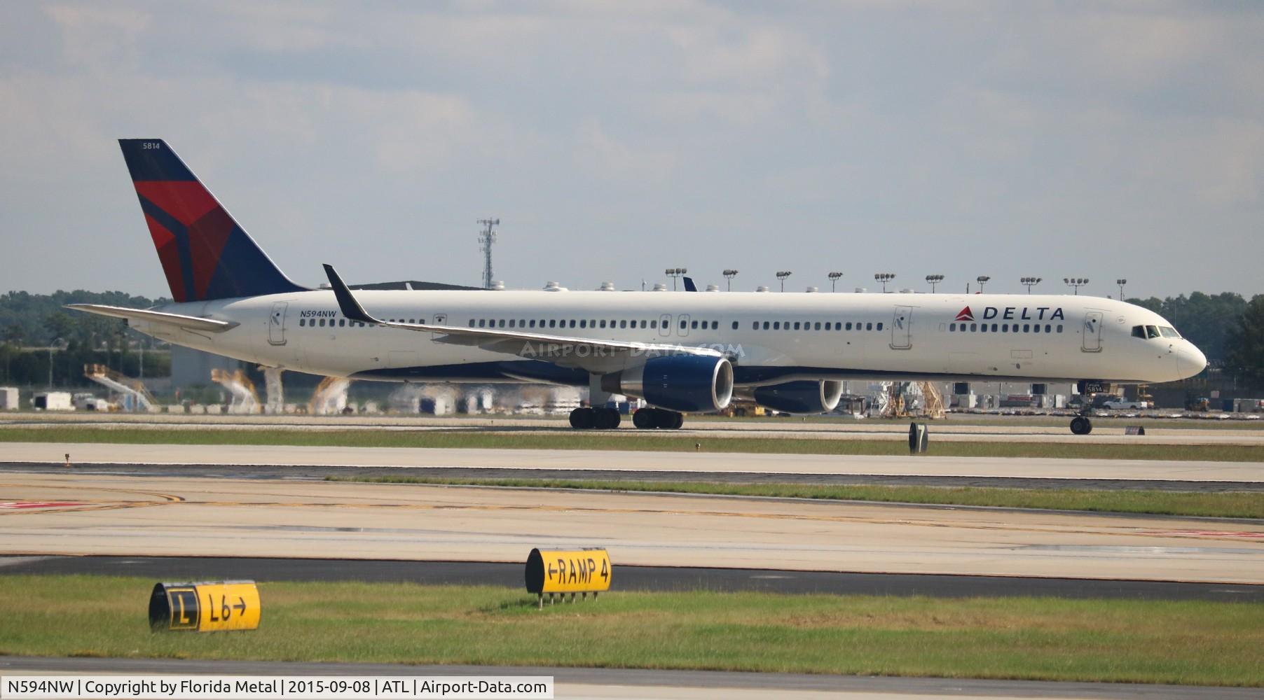 N594NW, 2003 Boeing 757-351 C/N 32994, Delta