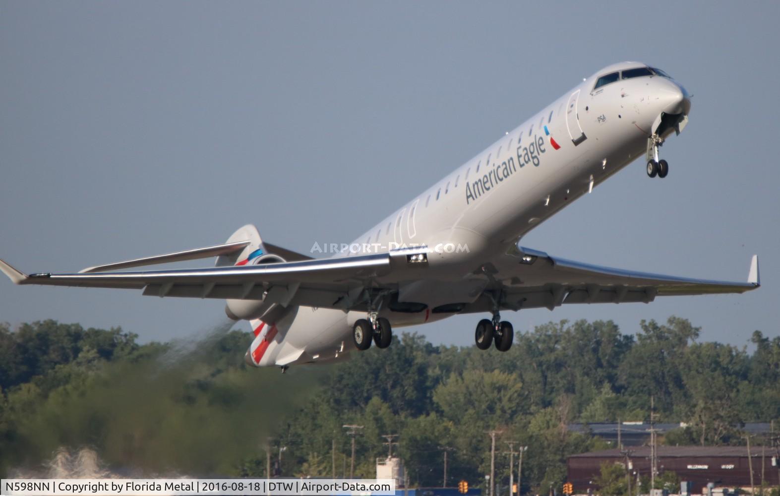 N598NN, 2016 Bombardier CRJ-900ER (CL-600-2D24) C/N 15413, American Eagle
