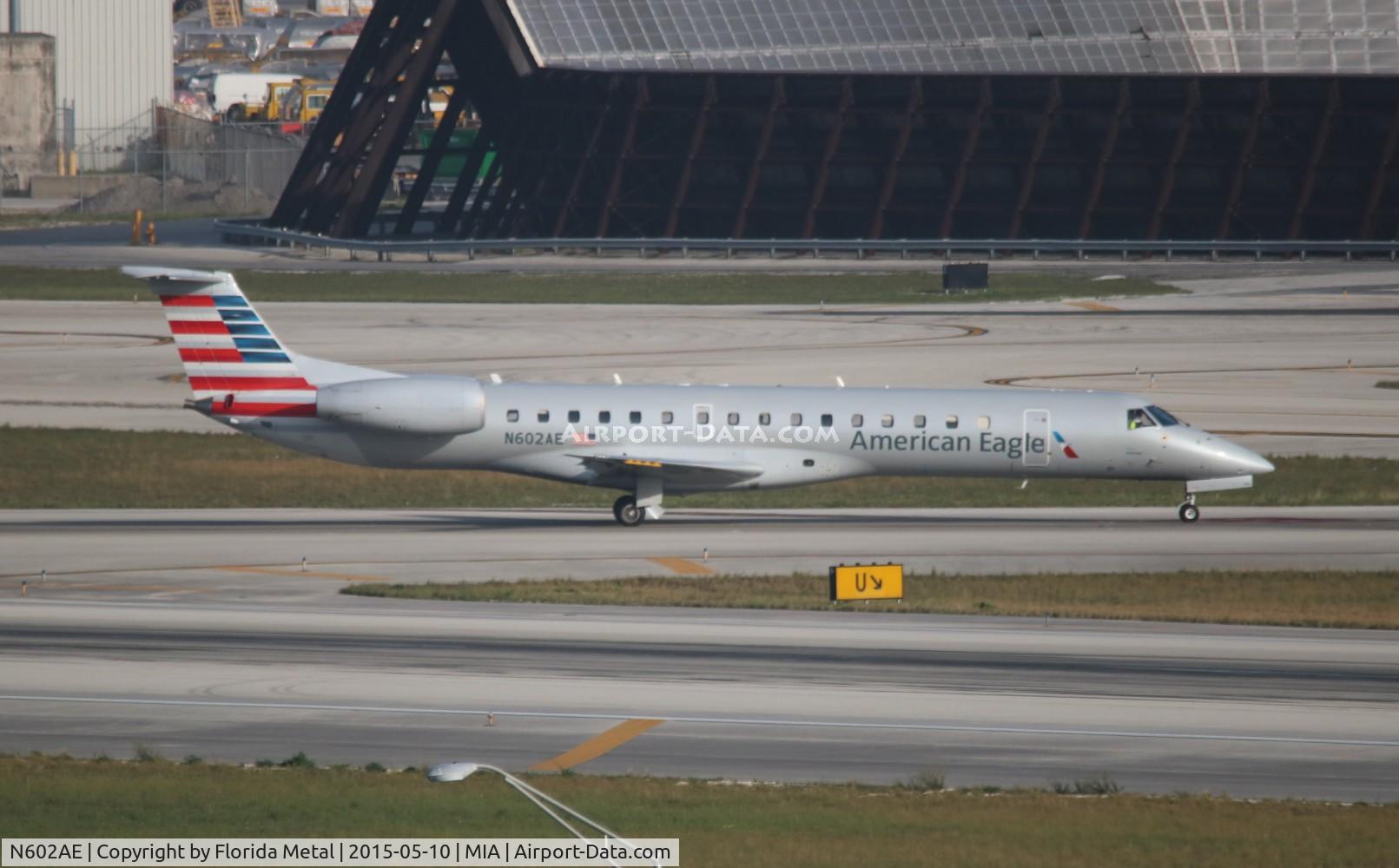 N602AE, 1998 Embraer ERJ-145LR (EMB-145LR) C/N 145048, American Eagle
