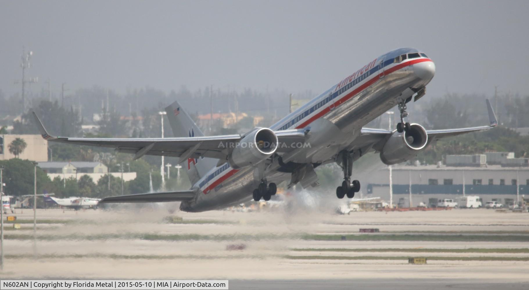 N602AN, 1995 Boeing 757-223 C/N 27053, American