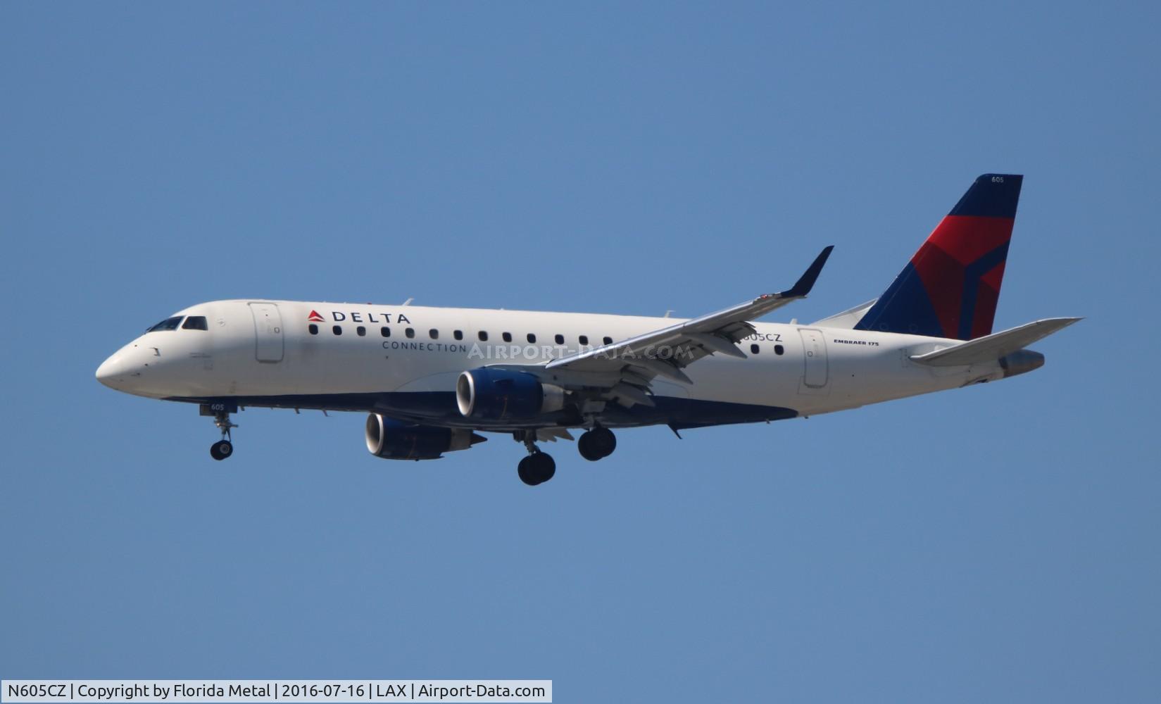N605CZ, 2007 Embraer 175LR (ERJ-170-200LR) C/N 17000186, Delta Connection