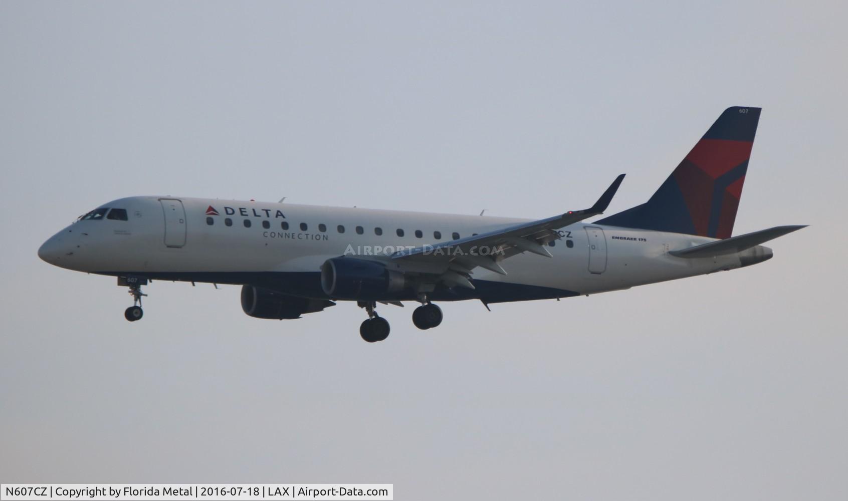 N607CZ, 2007 Embraer 170SU (ERJ-170-100SU) C/N 17000192, Delta Connection